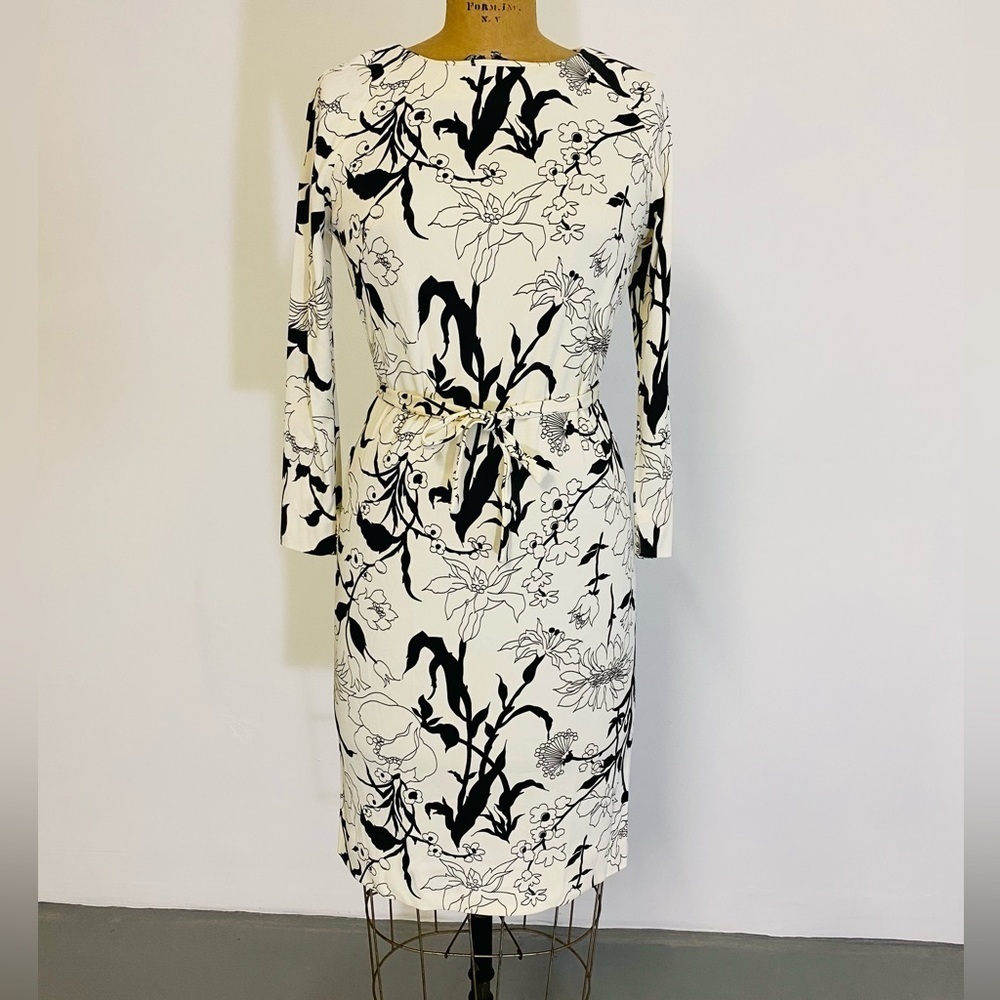 Vintage 1970s Dress, Loomtogs Brand Long Sleeve Dress with Black & White Floral - Picture 10 of 12